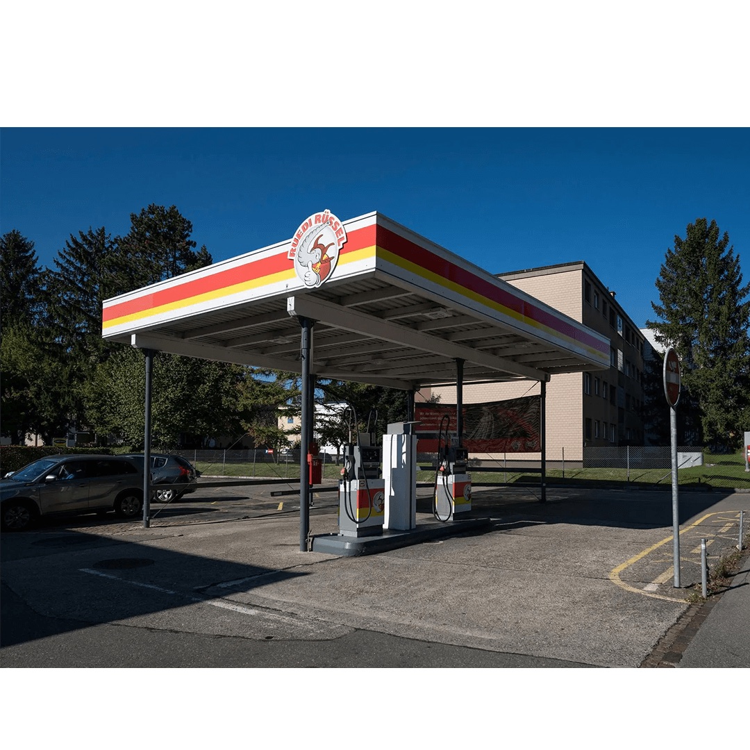 Günstige Ruedi Rüssel Tankstelle in der Schweiz mit niedrigem Säulenpreis